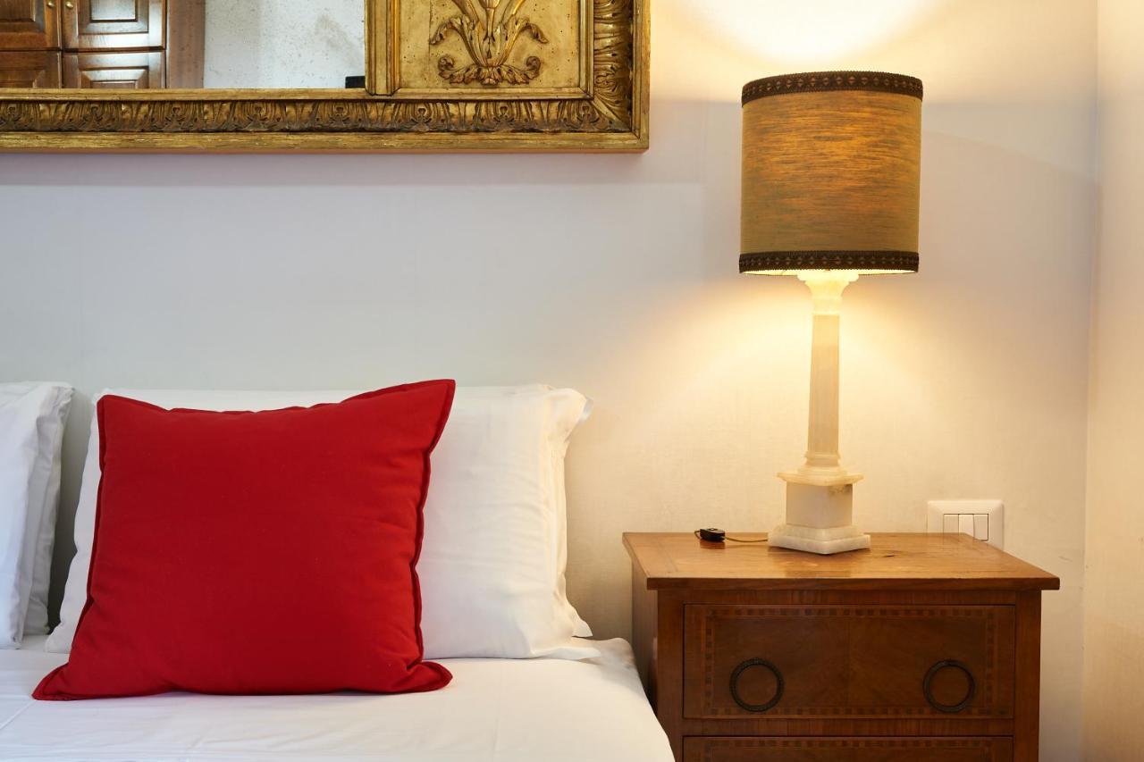 Fabrizio'S Rooms Рим Экстерьер фото