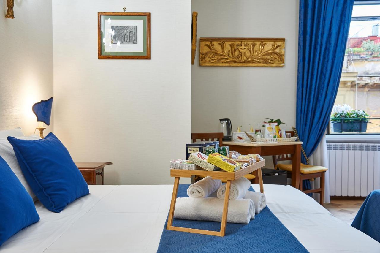 Fabrizio'S Rooms Рим Экстерьер фото
