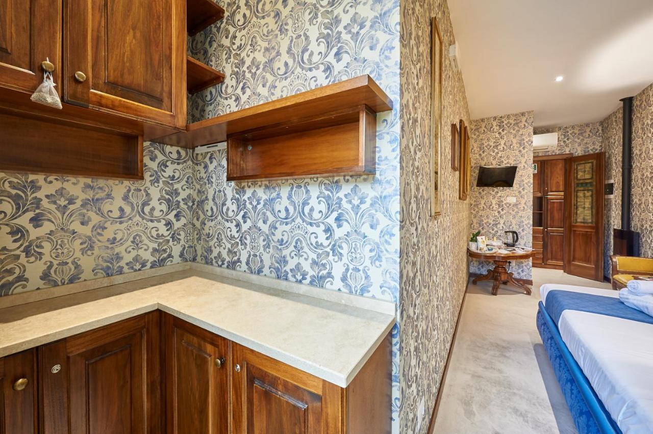 Fabrizio'S Rooms Рим Экстерьер фото